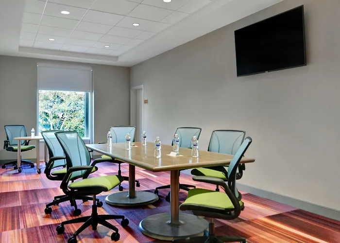 Home2 Suites By Hilton Largo, Fl